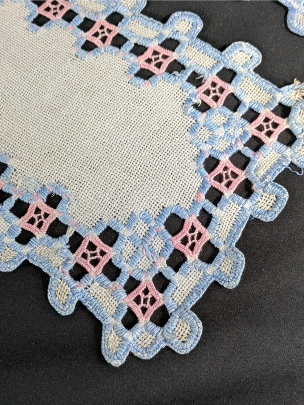 Vtg Handmade Embroidered Doily Set of 3 Rectangle Blue and Pink on White Linen